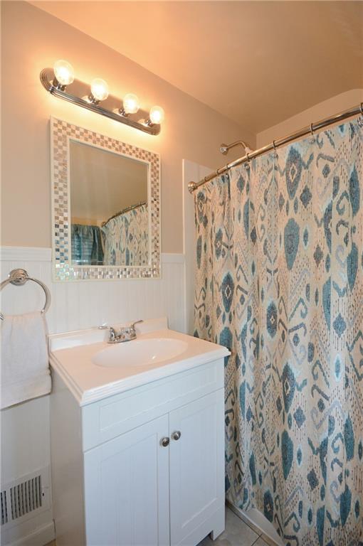 4139 Highgrove Road Whitehall, PA 15236 - Photo 17 of 25 Gallery Image 17