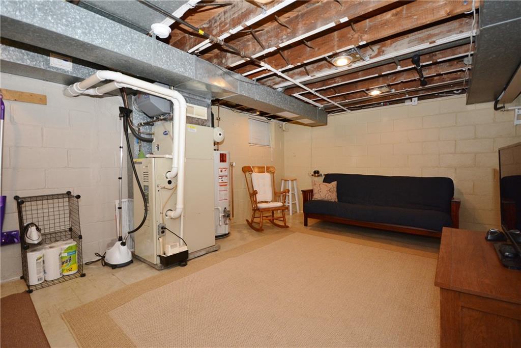 4139 Highgrove Road Whitehall, PA 15236 - Photo 19 of 25 Gallery Image 19