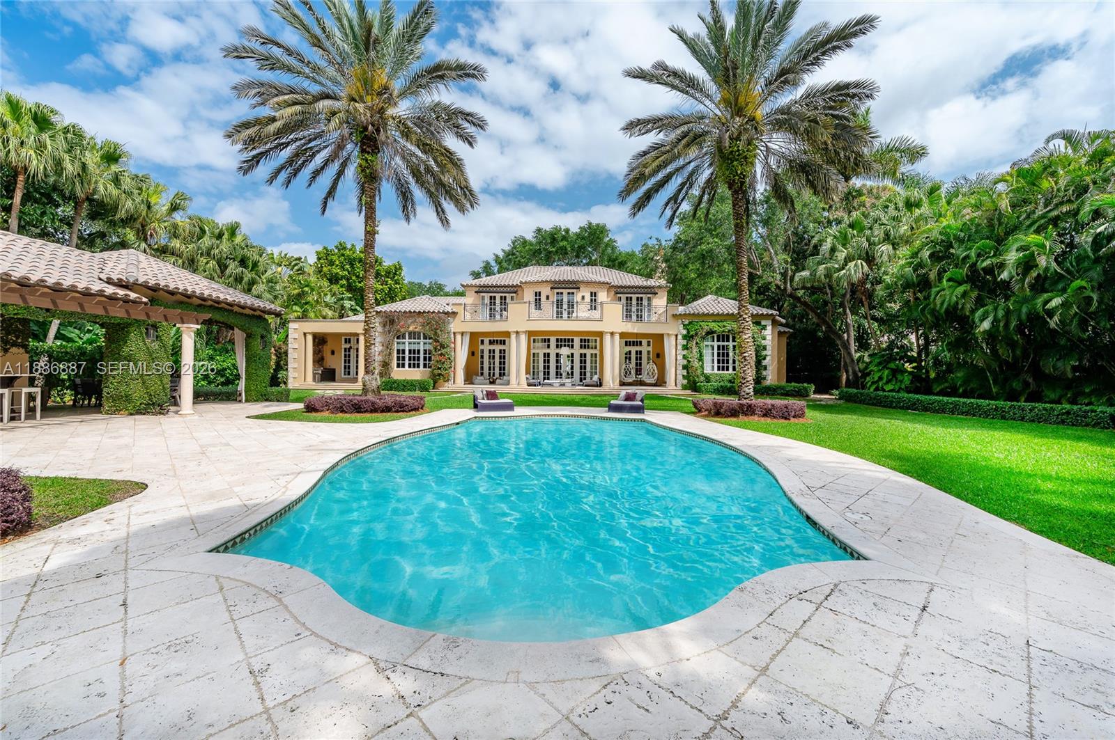 4790 Southwest 78th Street Miami, FL 33143 - Photo 5 of 32