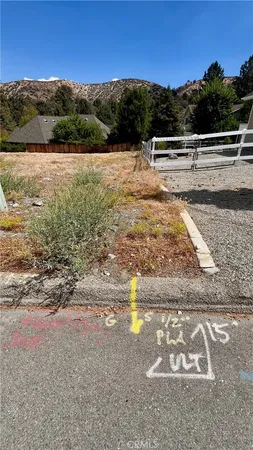$185,000 | 5419 Pacific Crest Drive, Wrightwood, CA 92397