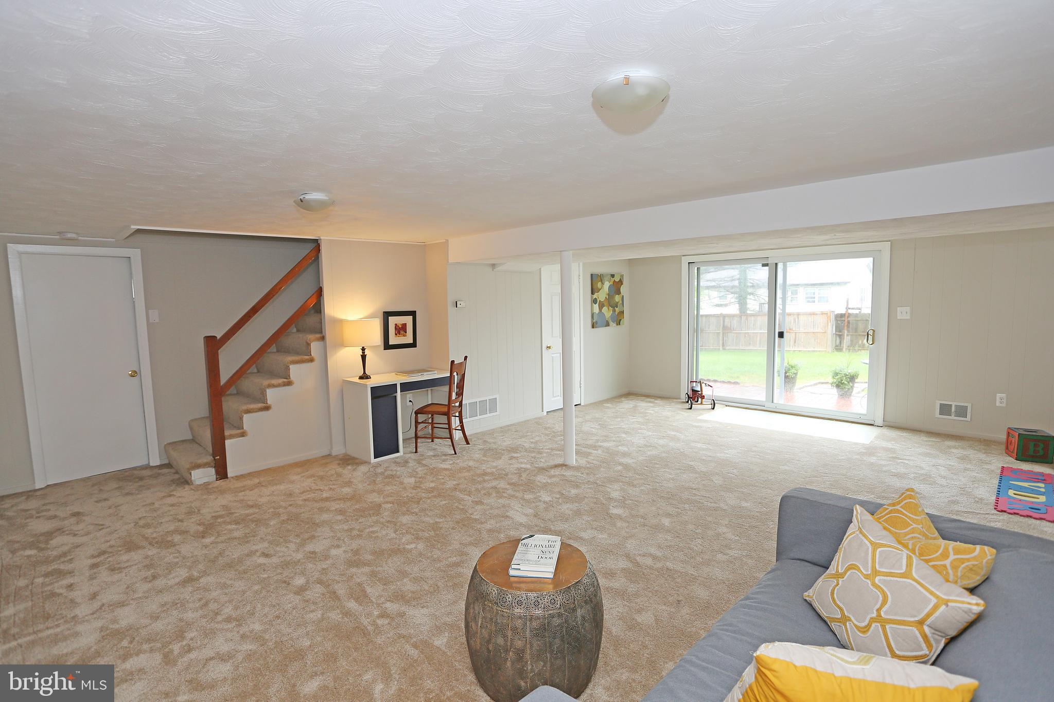 6015 Burnt Oak Road Baltimore, MD 21228 - Photo 28 of 32