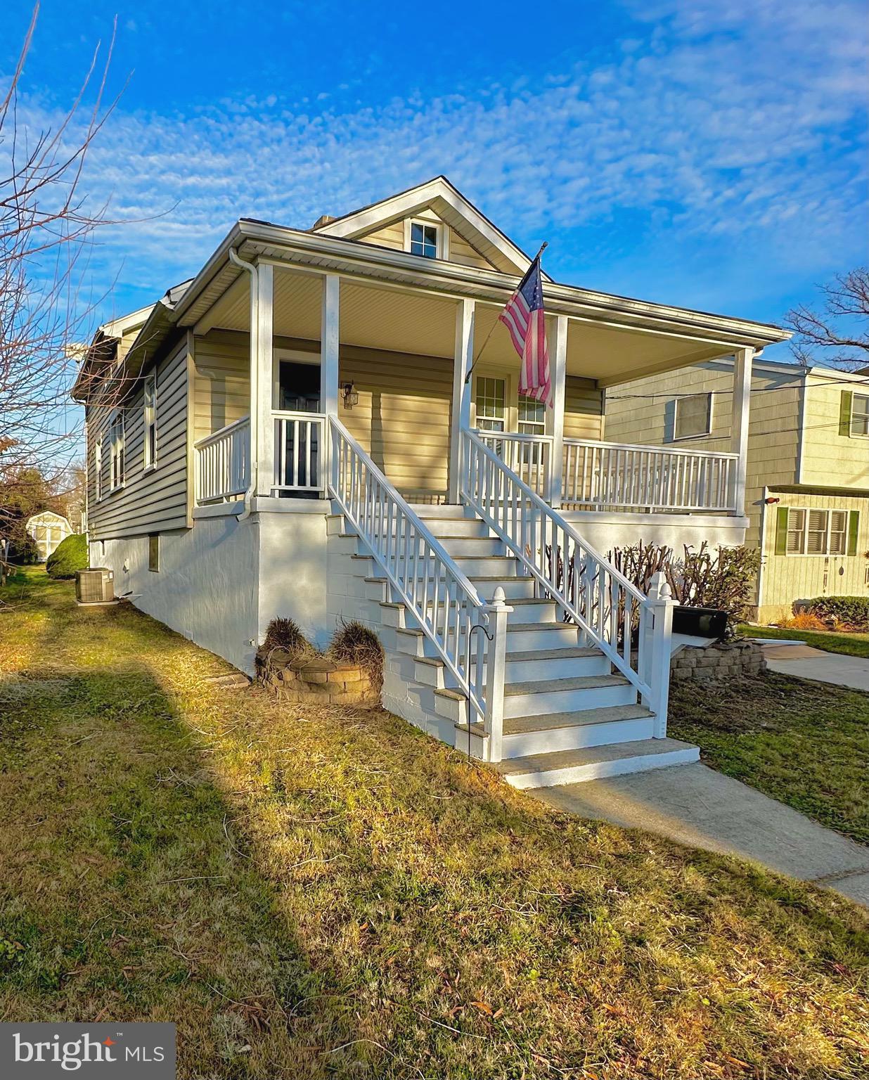 3108 Texas Avenue Baltimore, MD 21234 - Photo 4 of 34 a view of a house with a yard