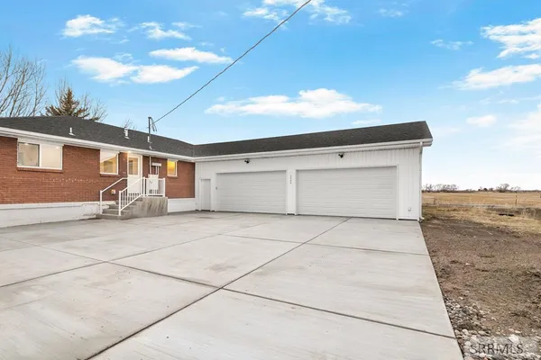 $644,995 | 3442 East 2000 North, Sugar City, ID 83448