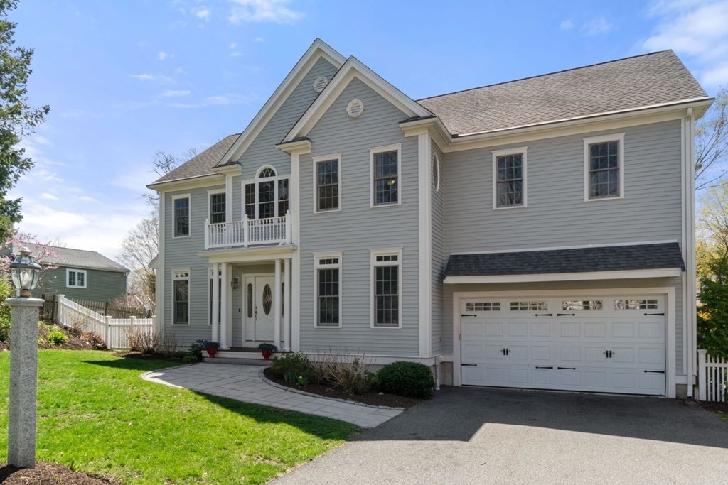 98 Beechwood Road Wellesley, MA 02482 - Photo 2 of 32