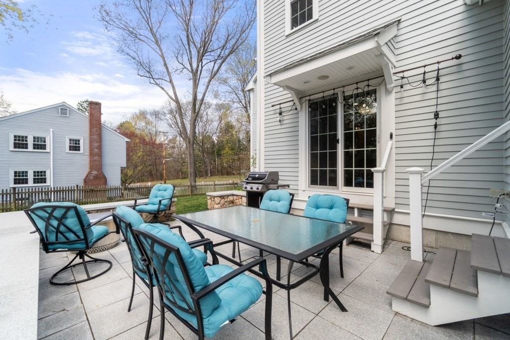 98 Beechwood Road Wellesley, MA 02482 - Photo 29 of 32