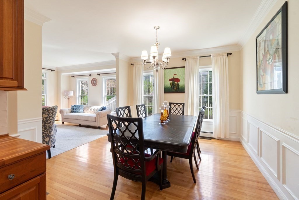 98 Beechwood Road Wellesley, MA 02482 - Photo 6 of 32