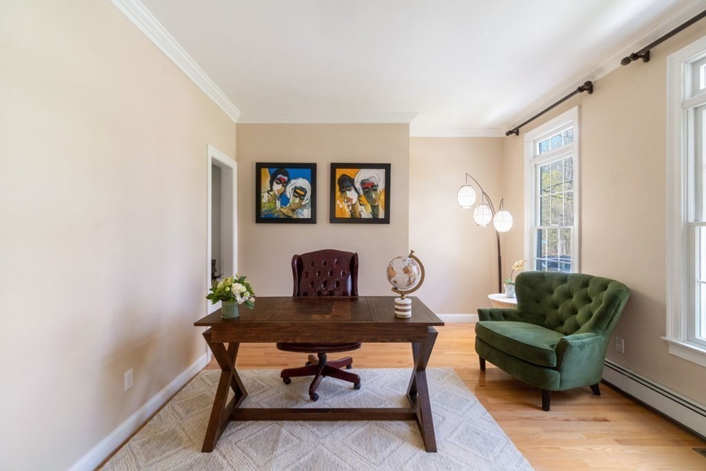 98 Beechwood Road Wellesley, MA 02482 - Photo 9 of 32