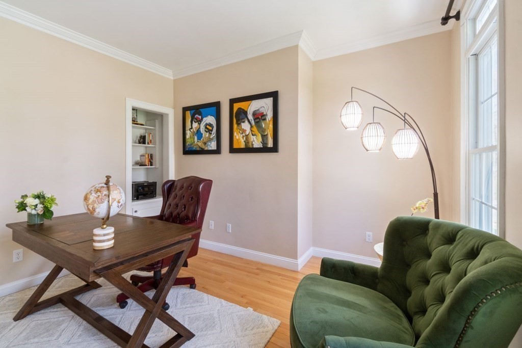 98 Beechwood Road Wellesley, MA 02482 - Photo 10 of 32