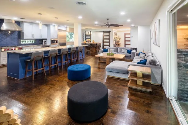 $1,080,000 | 10872 Caprock Circle, Dallas, TX 75218