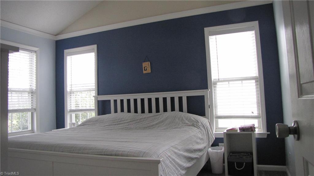4207 Beacon Ridge Drive High Point, NC 27265 - Photo 11 of 21 Gallery Image 11