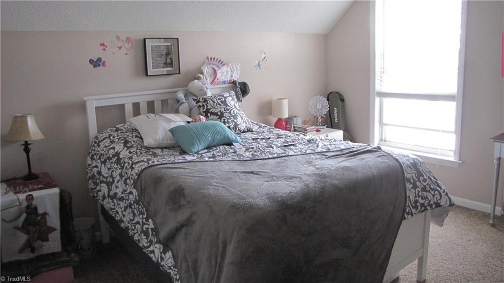 4207 Beacon Ridge Drive High Point, NC 27265 - Photo 14 of 21 Gallery Image 14