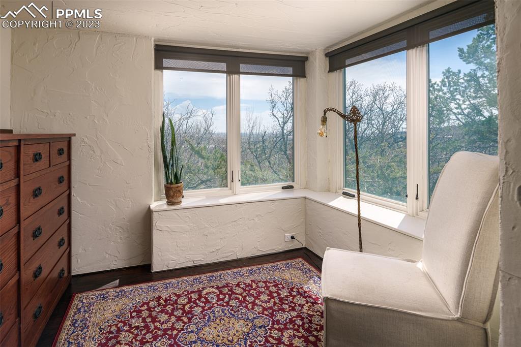52 Marland Road Colorado Springs, CO 80906 - Photo 30 of 48 a bathroom with a bathtub and shower