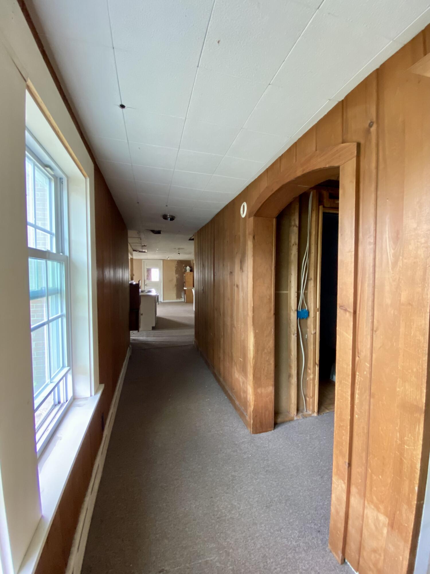 98 Auburn Road Turner, ME 04282 - Photo 14 of 33 Hallway 2