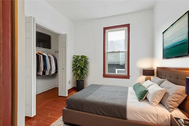 $179,900 | 410 John Street, Syracuse, NY 13208