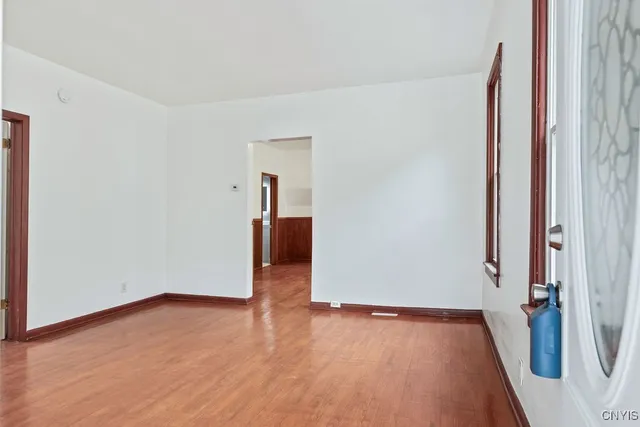 $179,900 | 410 John Street, Syracuse, NY 13208