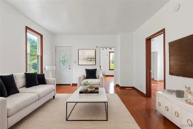 $179,900 | 410 John Street, Syracuse, NY 13208