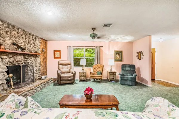 $469,968 | 4153 1st Street Southwest, Vero Beach, FL 32968