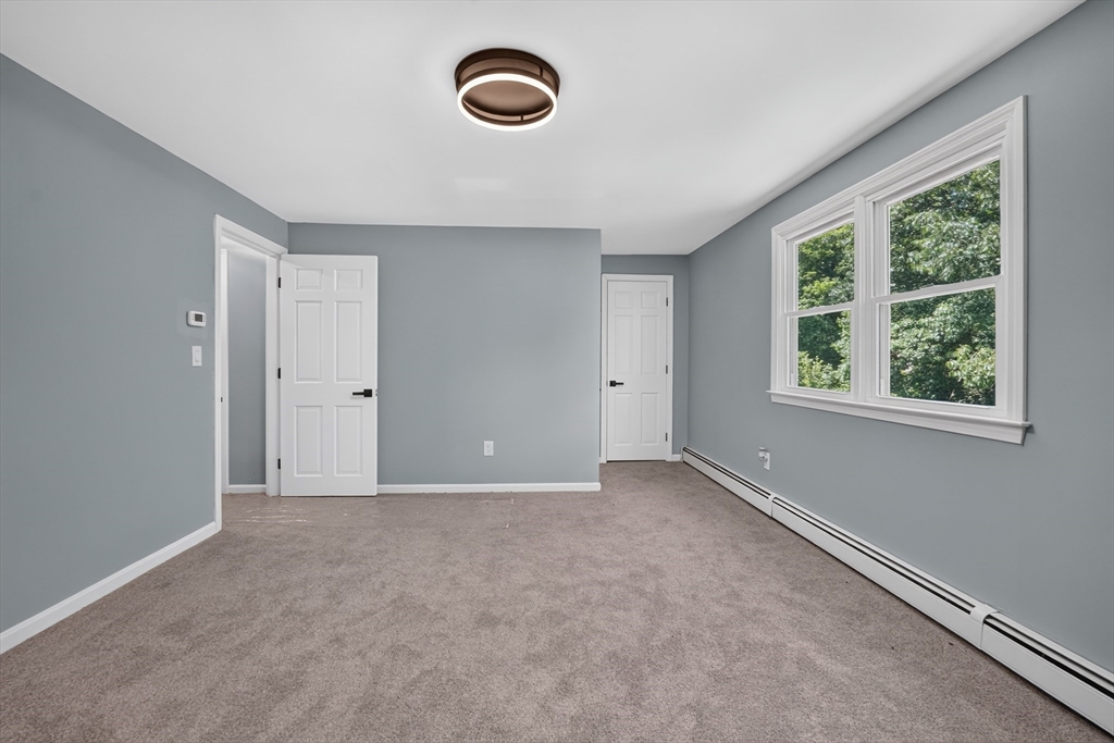 128 Providence Road Grafton, MA 01519 - Photo 24 of 34