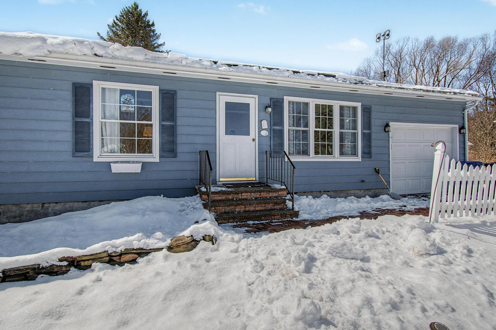 47 Chelsea Road Essex, VT 05452 - Photo 2 of 55 Gallery Image 2