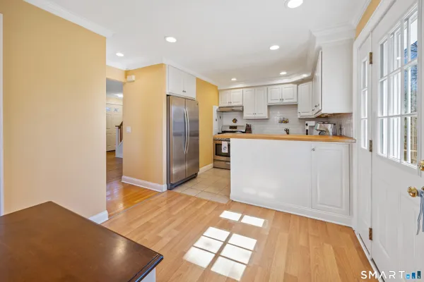 $429,900 | 245 Sunnyridge Avenue, Unit 1, Fairfield, CT 06824