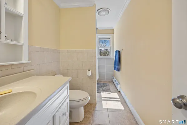 $429,900 | 245 Sunnyridge Avenue, Unit 1, Fairfield, CT 06824