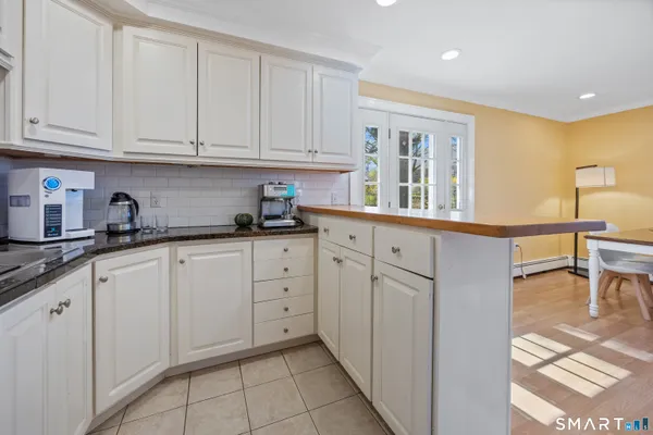 $429,900 | 245 Sunnyridge Avenue, Unit 1, Fairfield, CT 06824