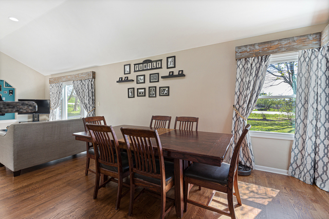 4N122 LaFox Road St. Charles, IL 60175 - Photo 15 of 38