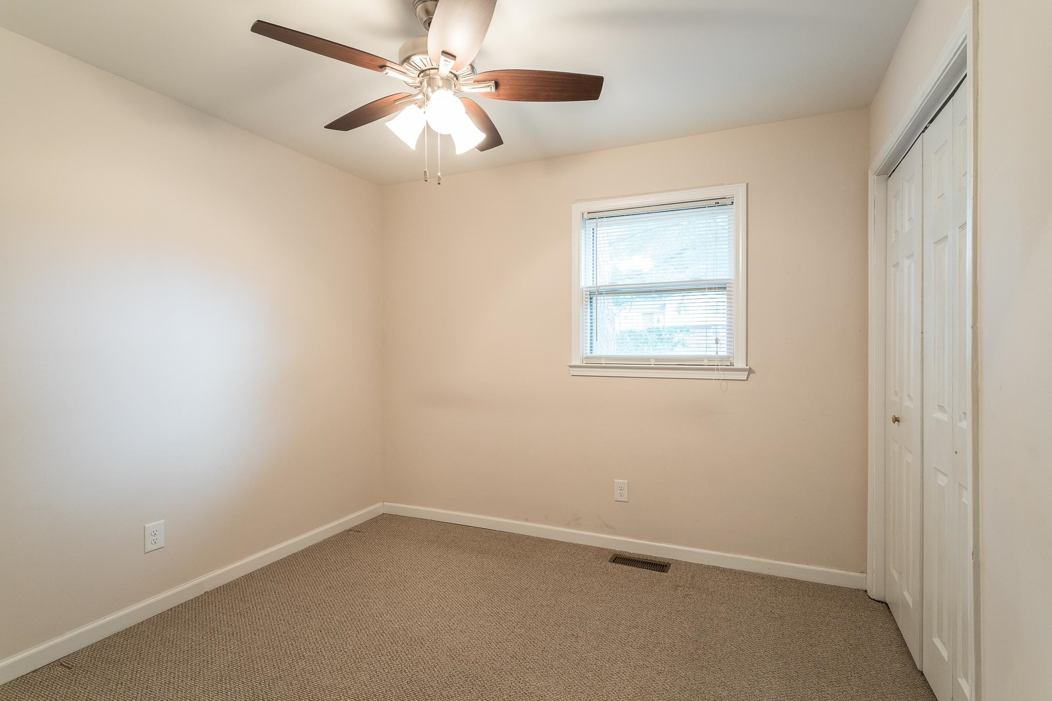 5319 Kaplan Drive Raleigh, NC 27606 - Photo 10 of 27 Photo 12