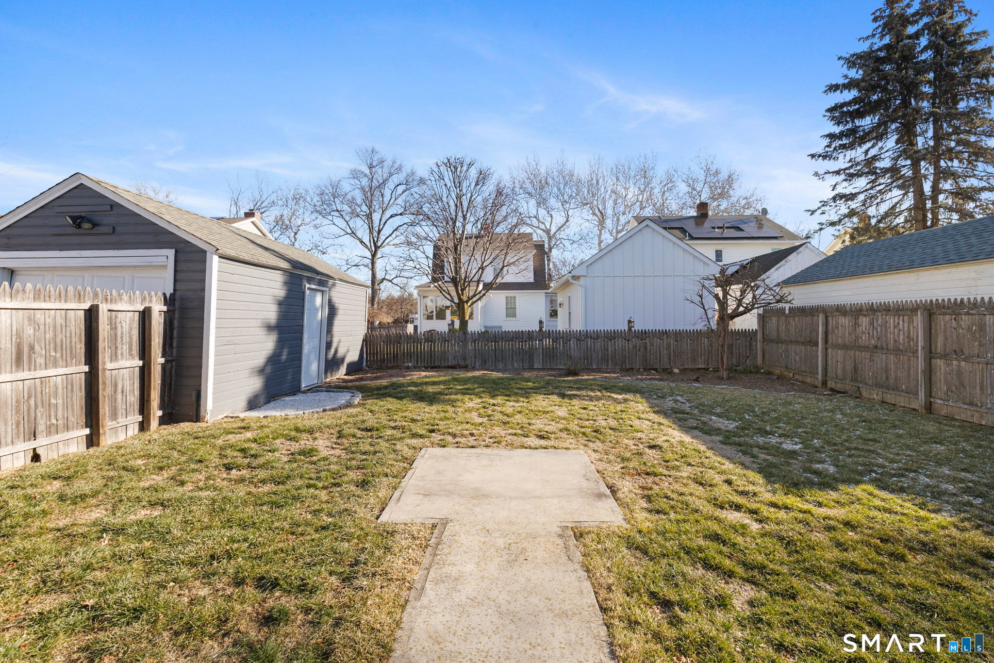 25 Lindsley Place Stratford, CT 06615 - Photo 8 of 39