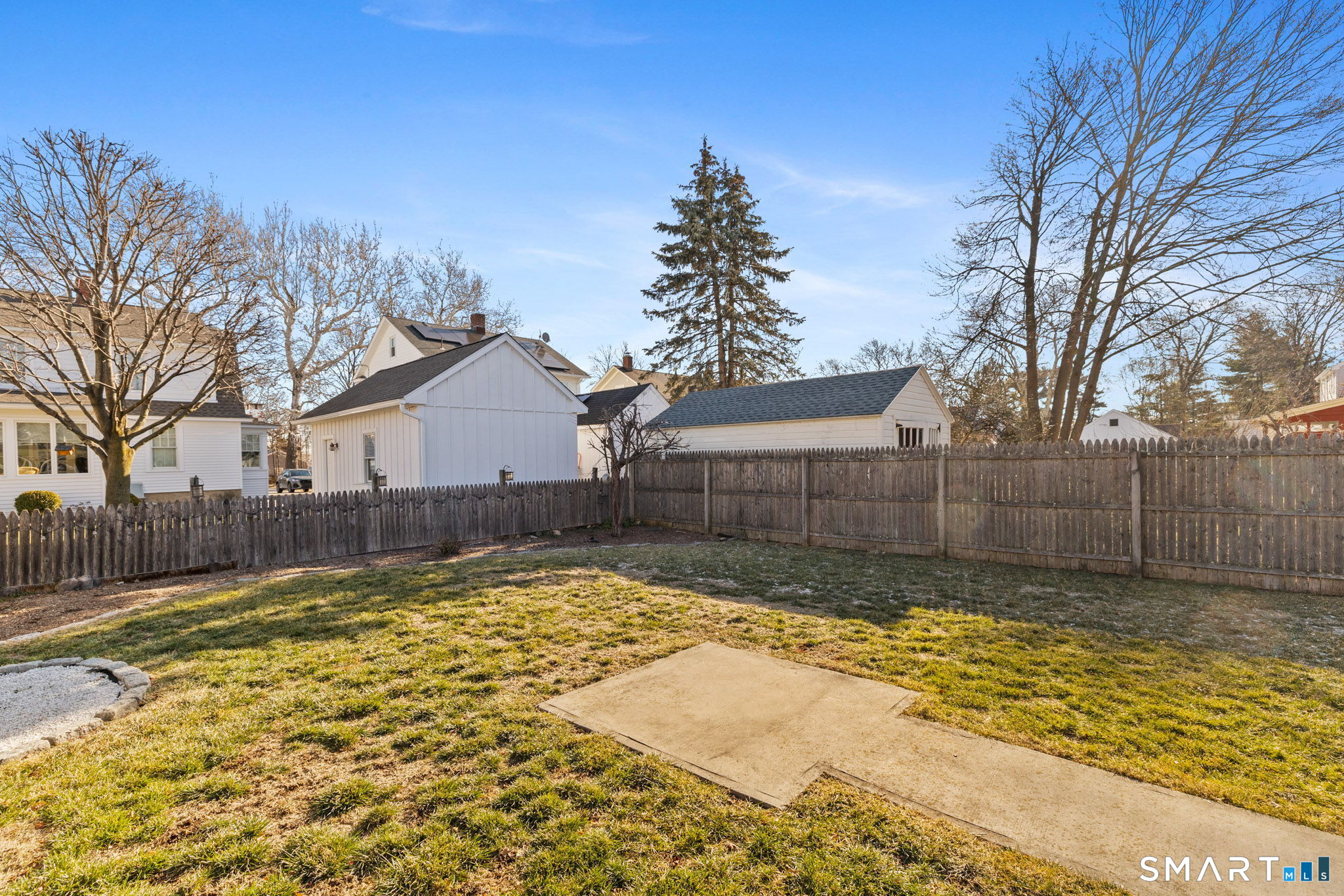 25 Lindsley Place Stratford, CT 06615 - Photo 9 of 39