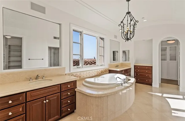 $27,995 | 8 Whalers Bluff, Newport Coast, CA 92657