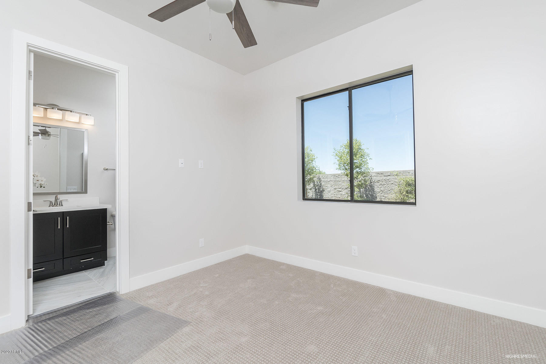 4270 East Phelps Road Phoenix, AZ 85032 - Photo 21 of 23 HRM7761_web