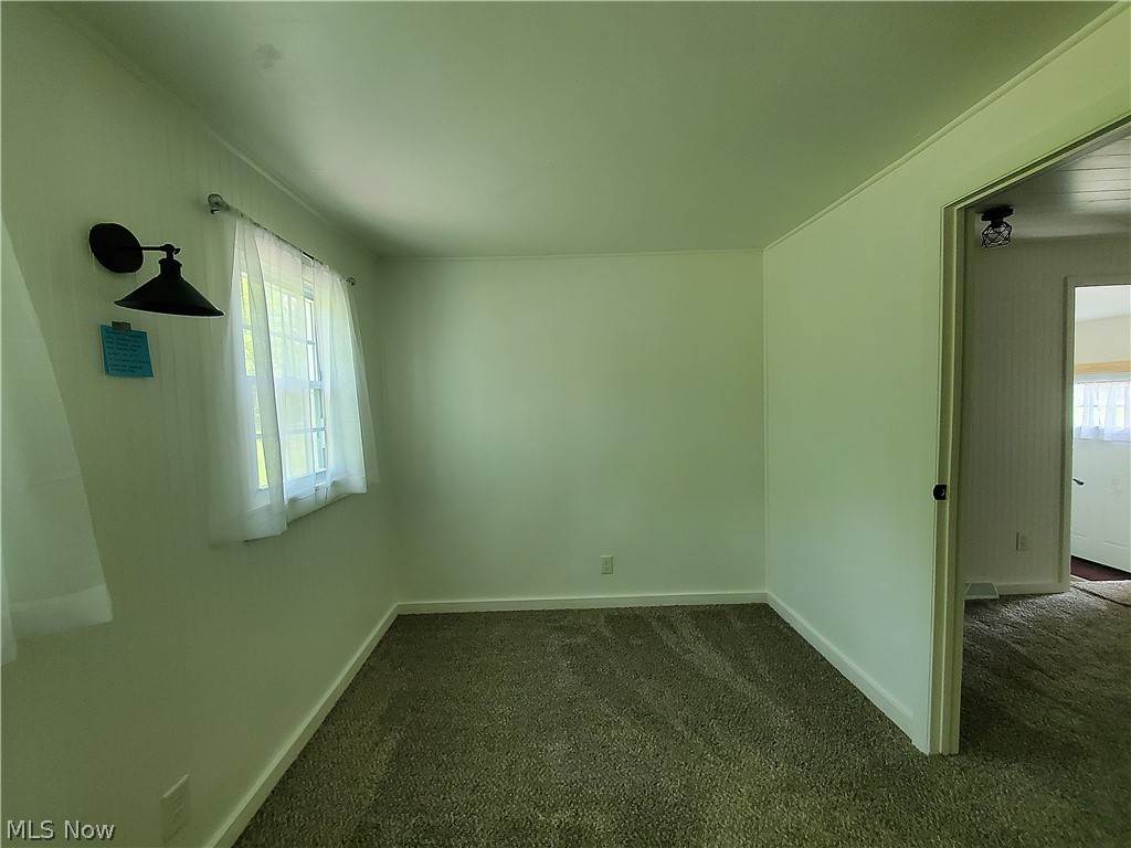 724 Briggs Road Leavittsburg, OH 44430 - Photo 13 of 38