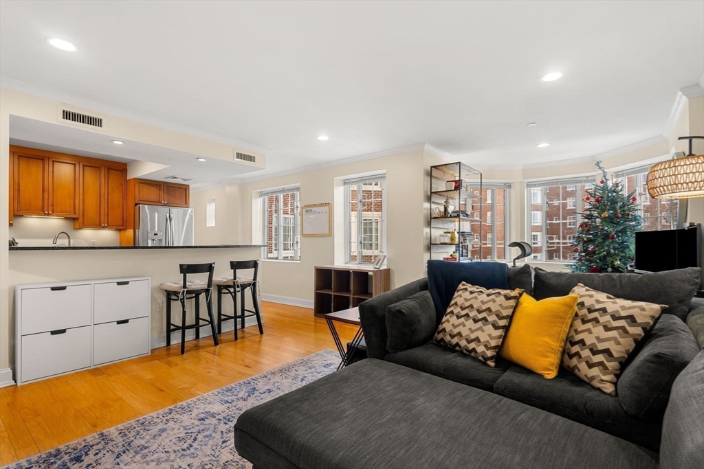 20 Chapel Street, Unit A703 Brookline, MA 02446 - Photo 4 of 26