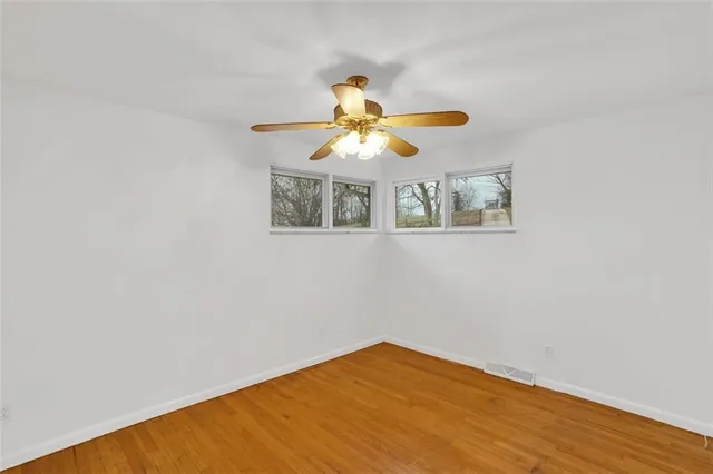 a window in an empty room