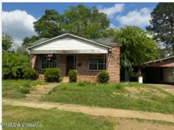 $19,900 | 912 Summit Street, McComb, MS 39648