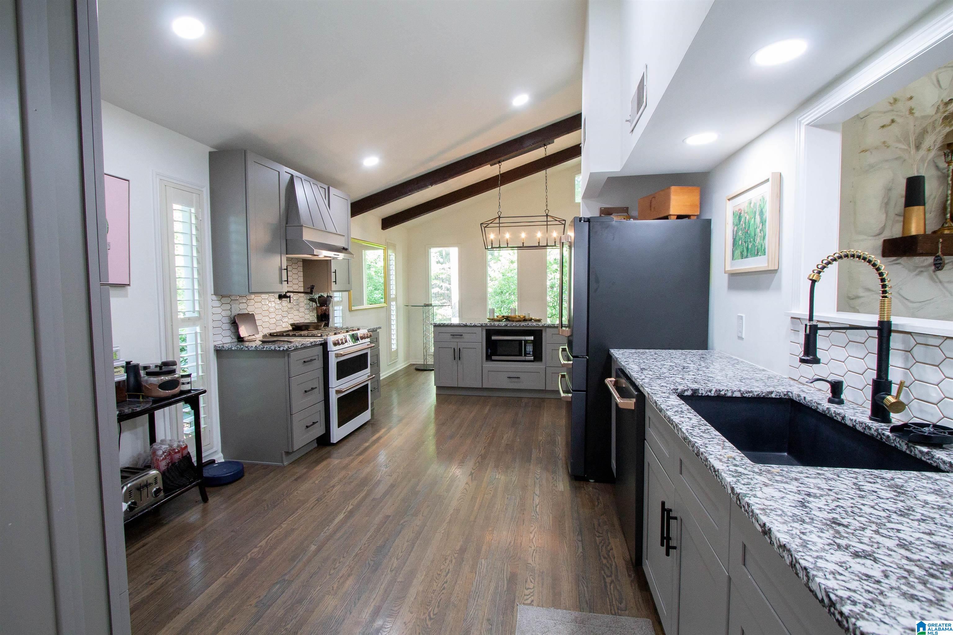 3295 Greendale Road Birmingham, AL 35243 - Photo 12 of 66