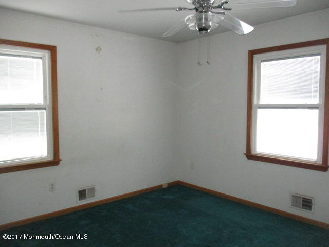 405 Nantucket Road Forked River, NJ 08731 - Photo 11 of 15 405 Nanatucket (36)