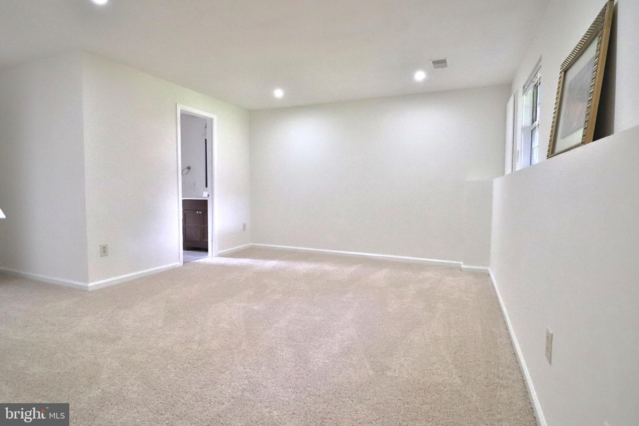 2004 Darlington Loop Woodbridge, VA 22191 - Photo 20 of 31