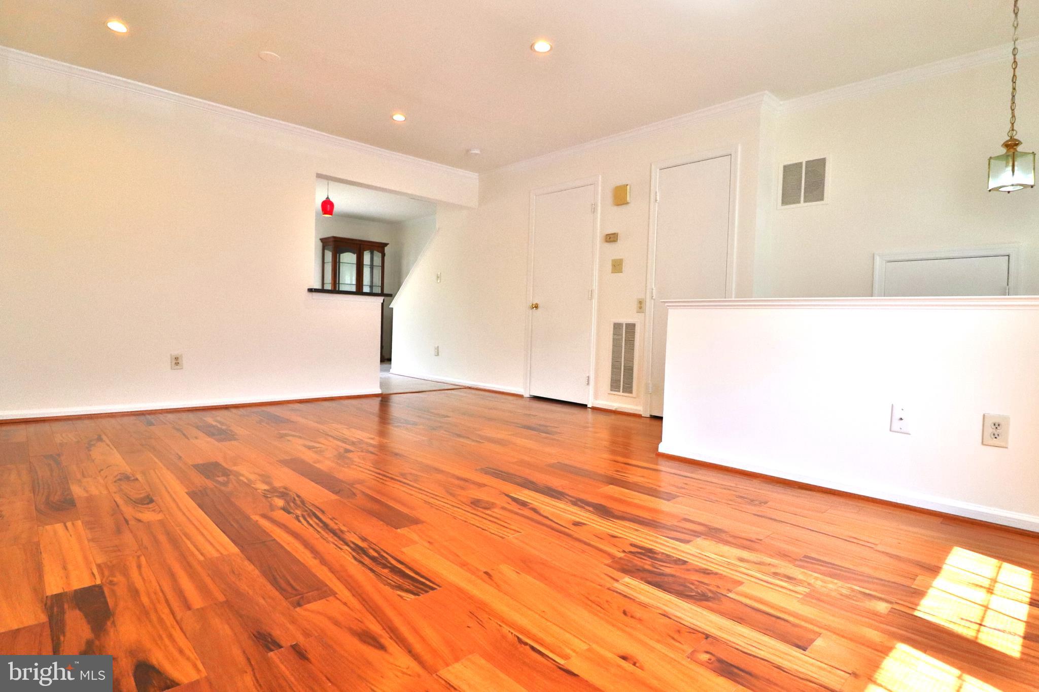 2004 Darlington Loop Woodbridge, VA 22191 - Photo 5 of 31