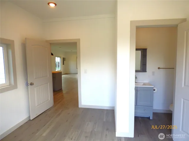 $359,000 | 2420 Aberdeen Avenue, Hoquiam, WA 98550