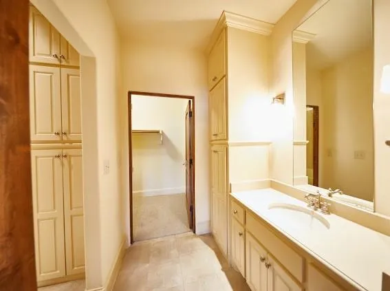 $3,500 | 2510 North Henderson Avenue, Unit 20, Dallas, TX 75206