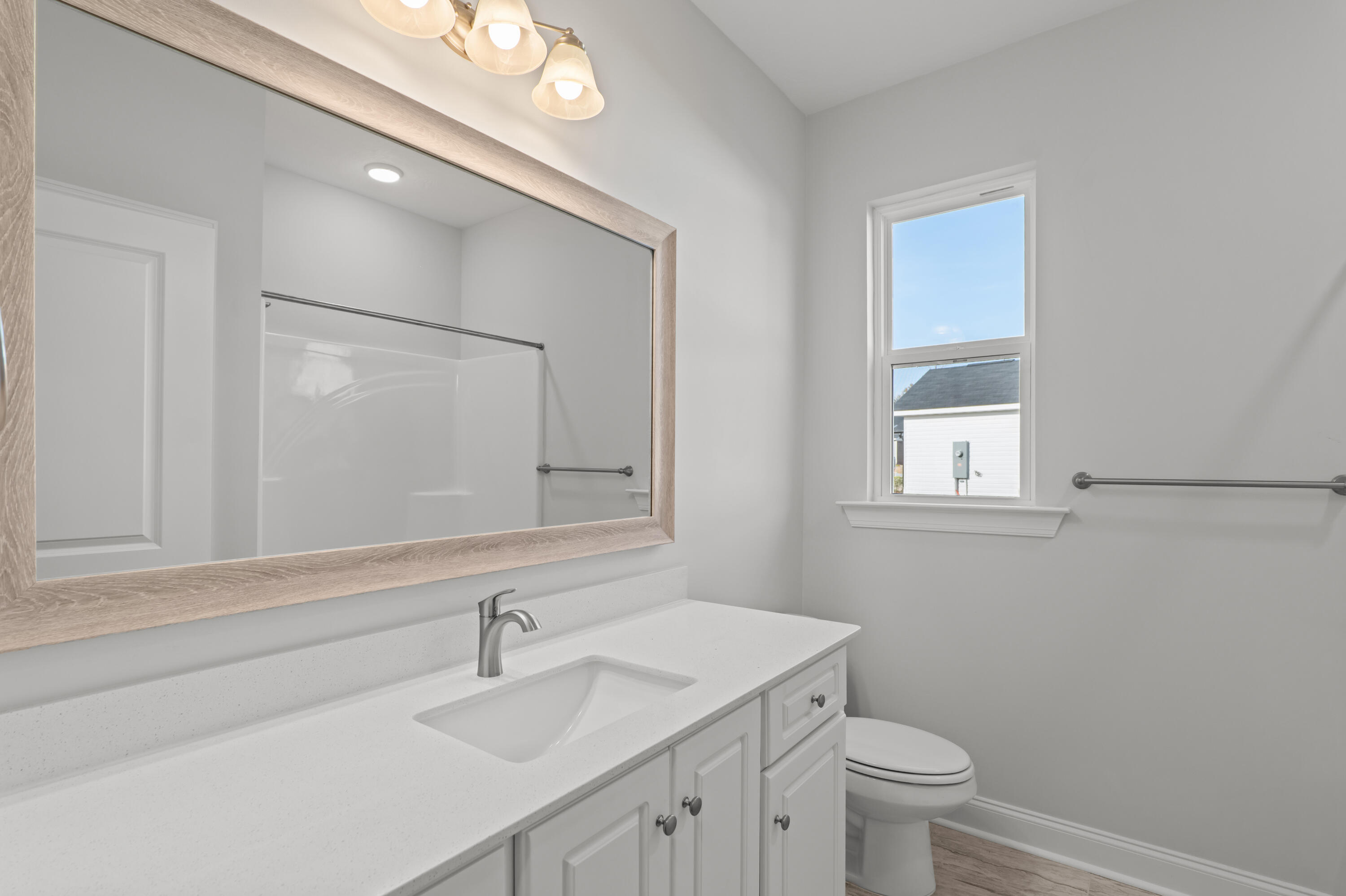 226 Dublin Loop Grovetown, GA 30813 - Photo 25 of 40 Guest Bathroom