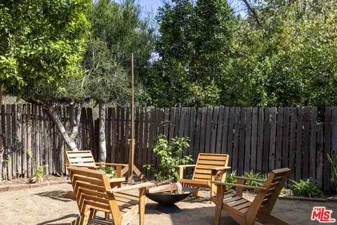$1,995,000 | 2502 Armstrong Avenue, Los Angeles, CA 90039