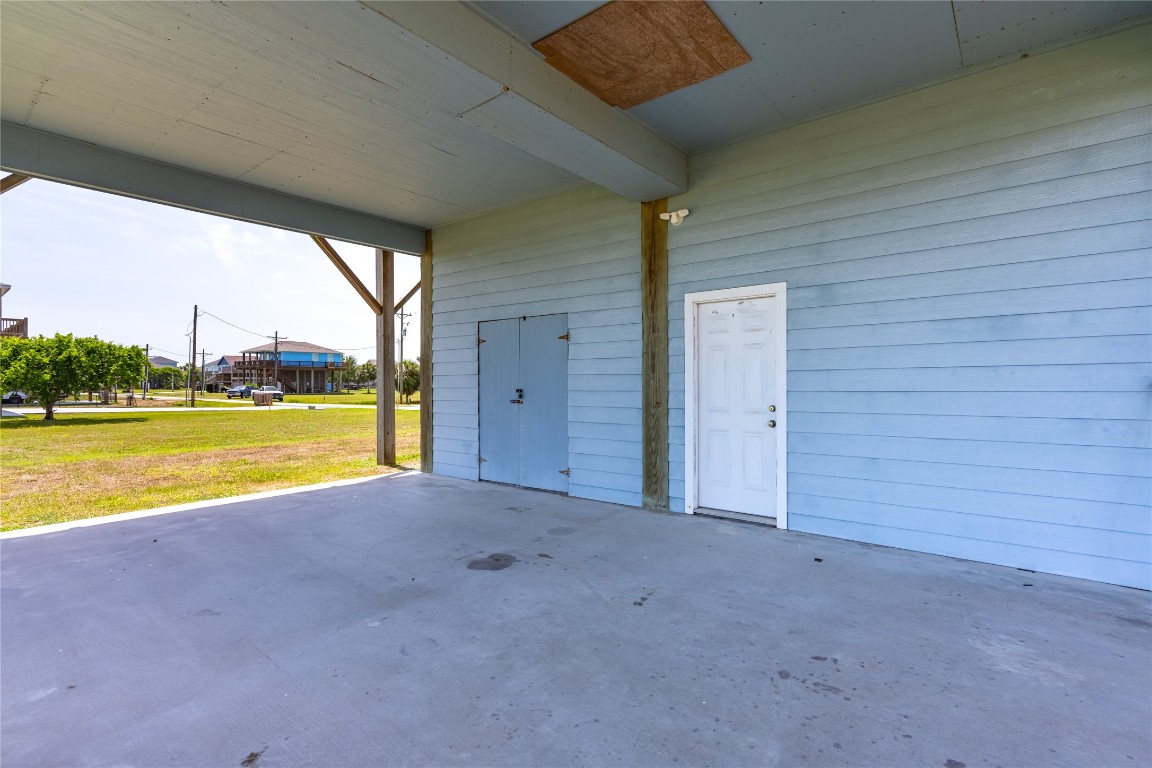 964 South Sage Road Crystal Beach, TX 77650 - Photo 24 of 26