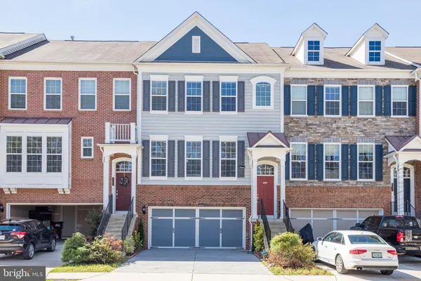 $810,000 | 43583 White Cap Terrace, Chantilly, VA 20152