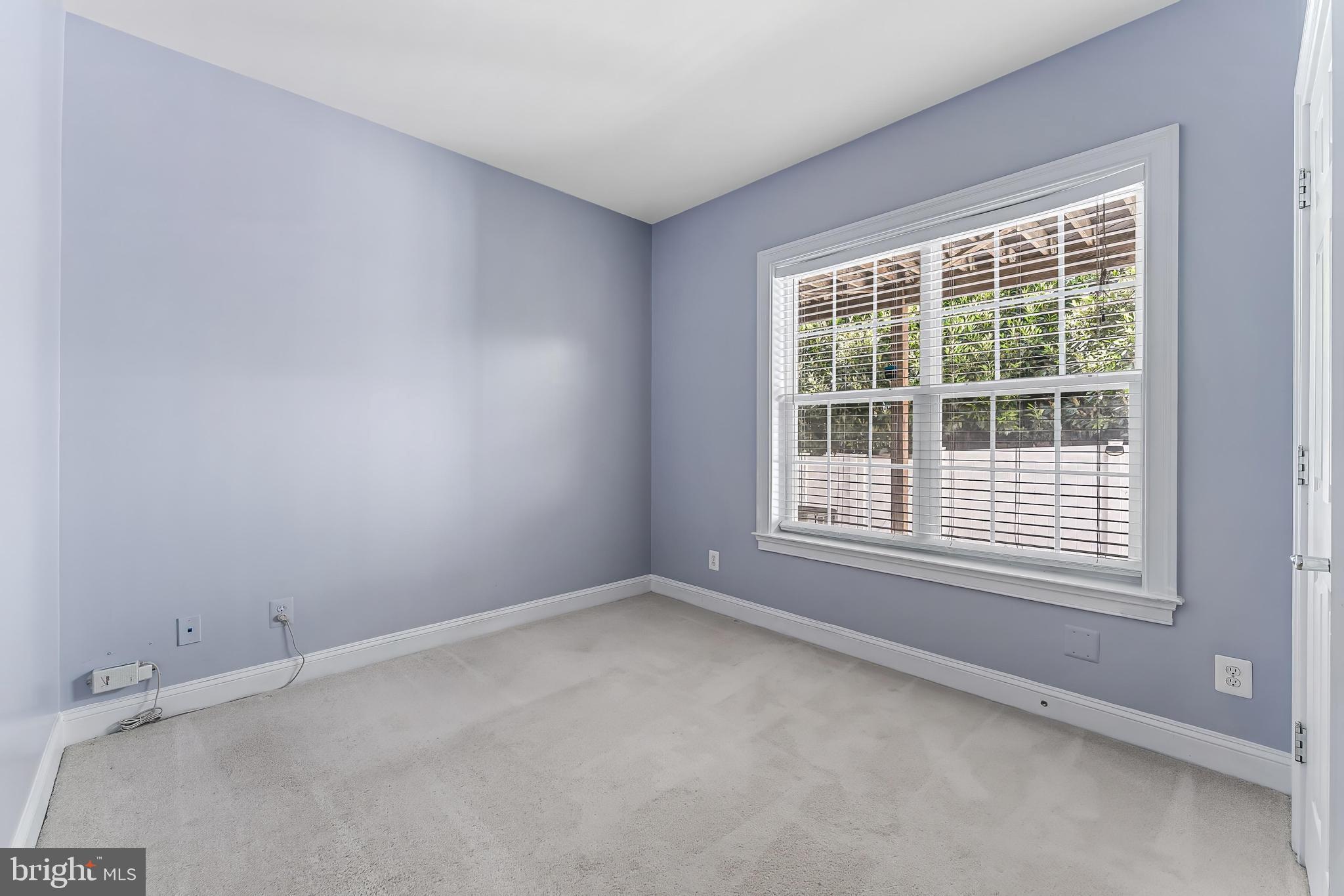 43583 White Cap Terrace Chantilly, VA 20152 - Photo 47 of 55 an empty room with a window