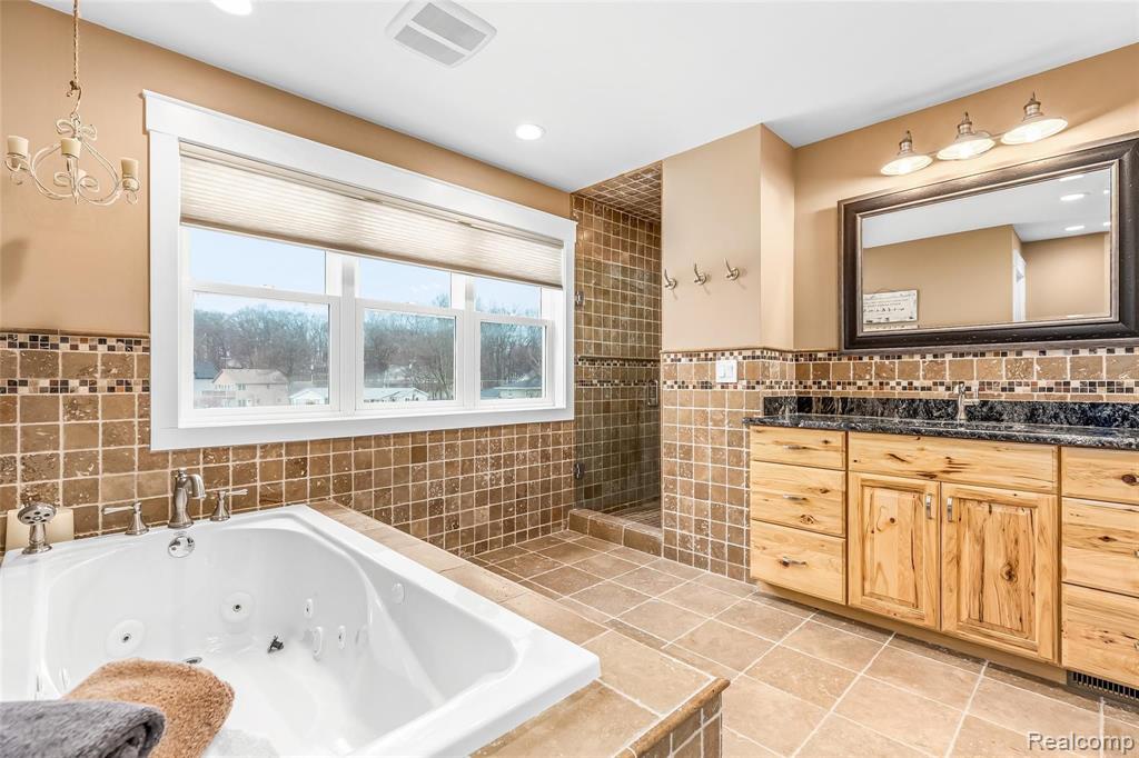 10136 Buhl Road Pinckney, MI 48169 - Photo 27 of 54 Gallery Image 27