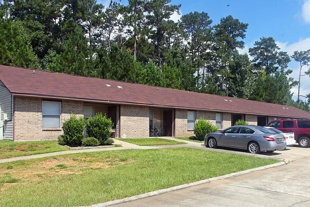 $600 | 2533 Highway 10, Jackson, LA 70748