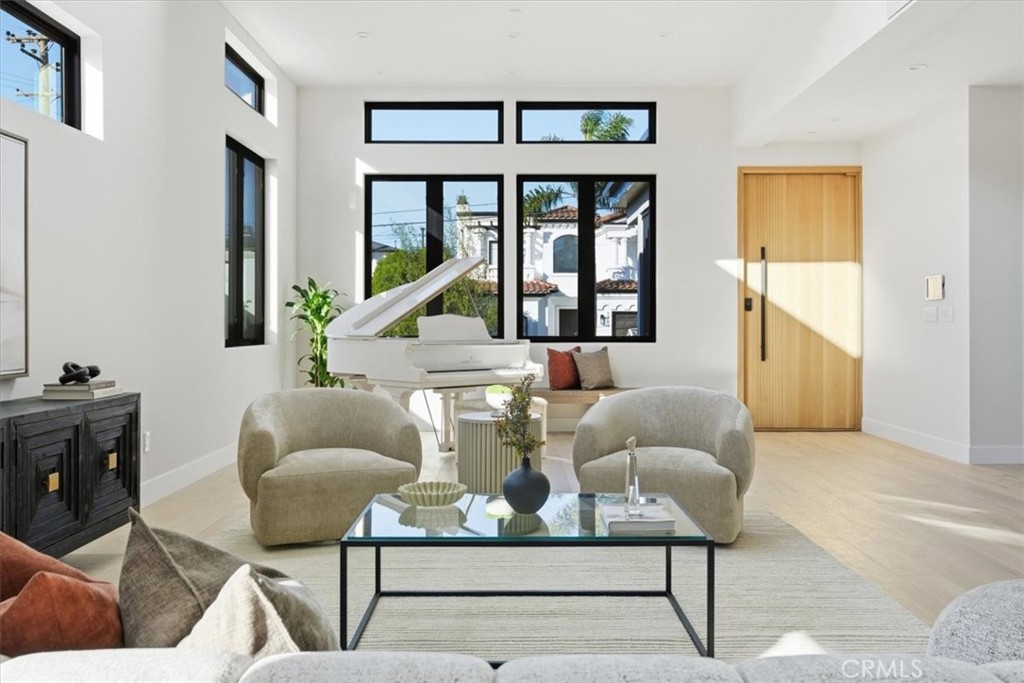 1806 6th Street Manhattan Beach, CA 90266 - Photo 12 of 75